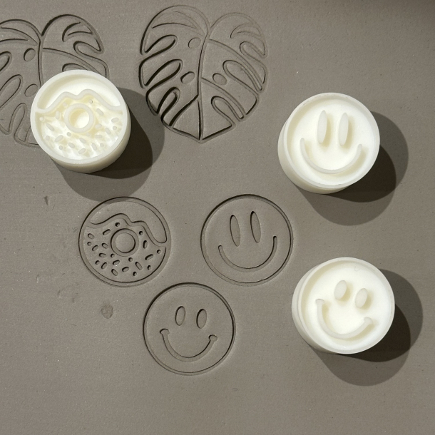 Smiley stempel 20mm - Nr. 2