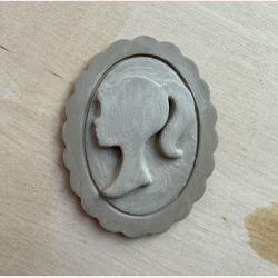 Oval blget ramme udstikker med prgning 80mm