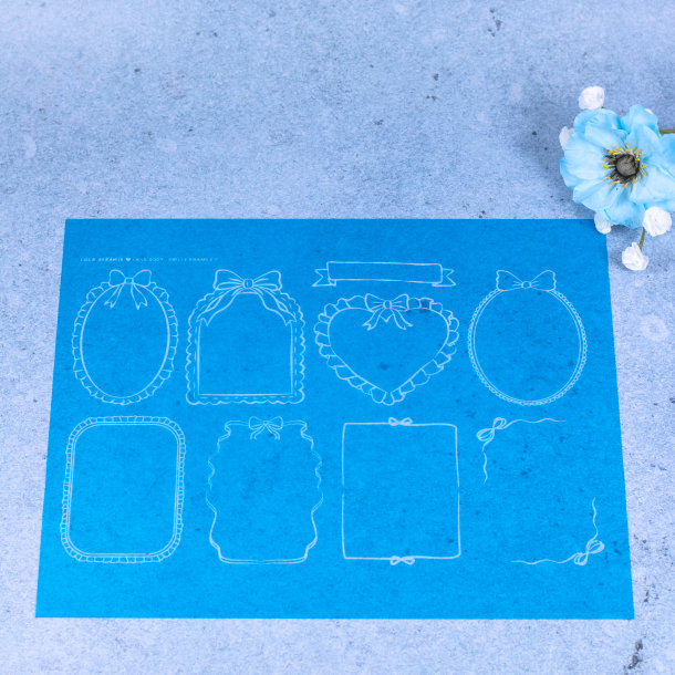 Frilly Frames 2 | Stencil 0007