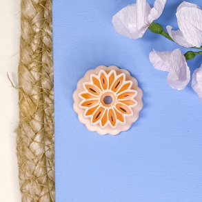 Blomst udstikker med prgning - nr. 1