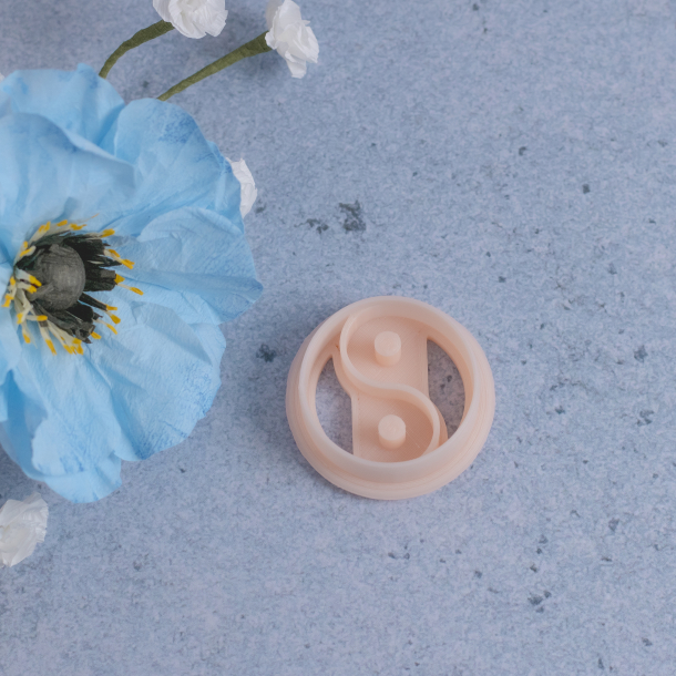 Yin Yang udstikker med prgning